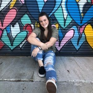 Meet your Posher, Sydney